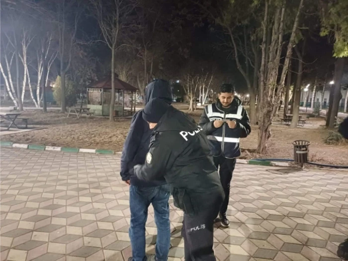 134 kişi ve 15 ara&ccedil; kontrol edildi