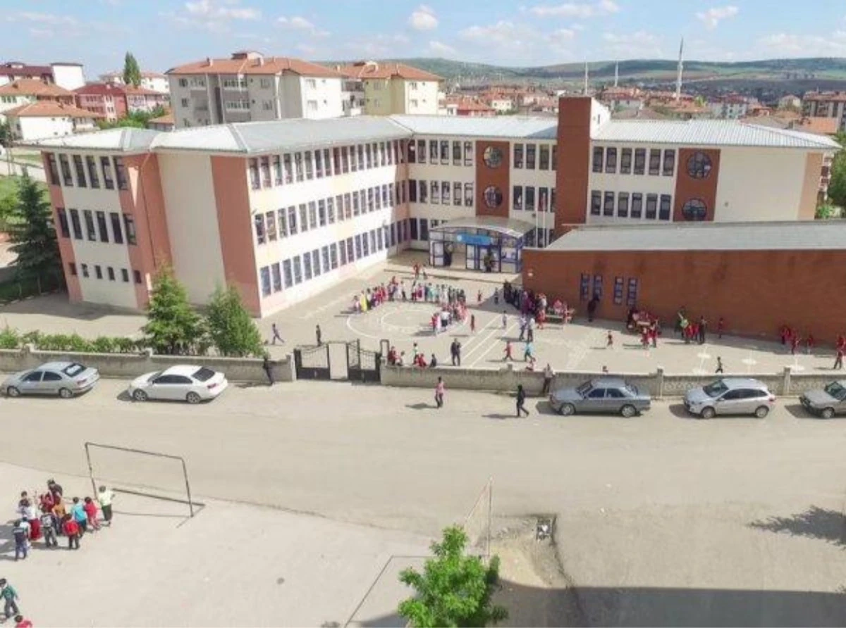 15 ay sonra ihaleye &ccedil;ıktı