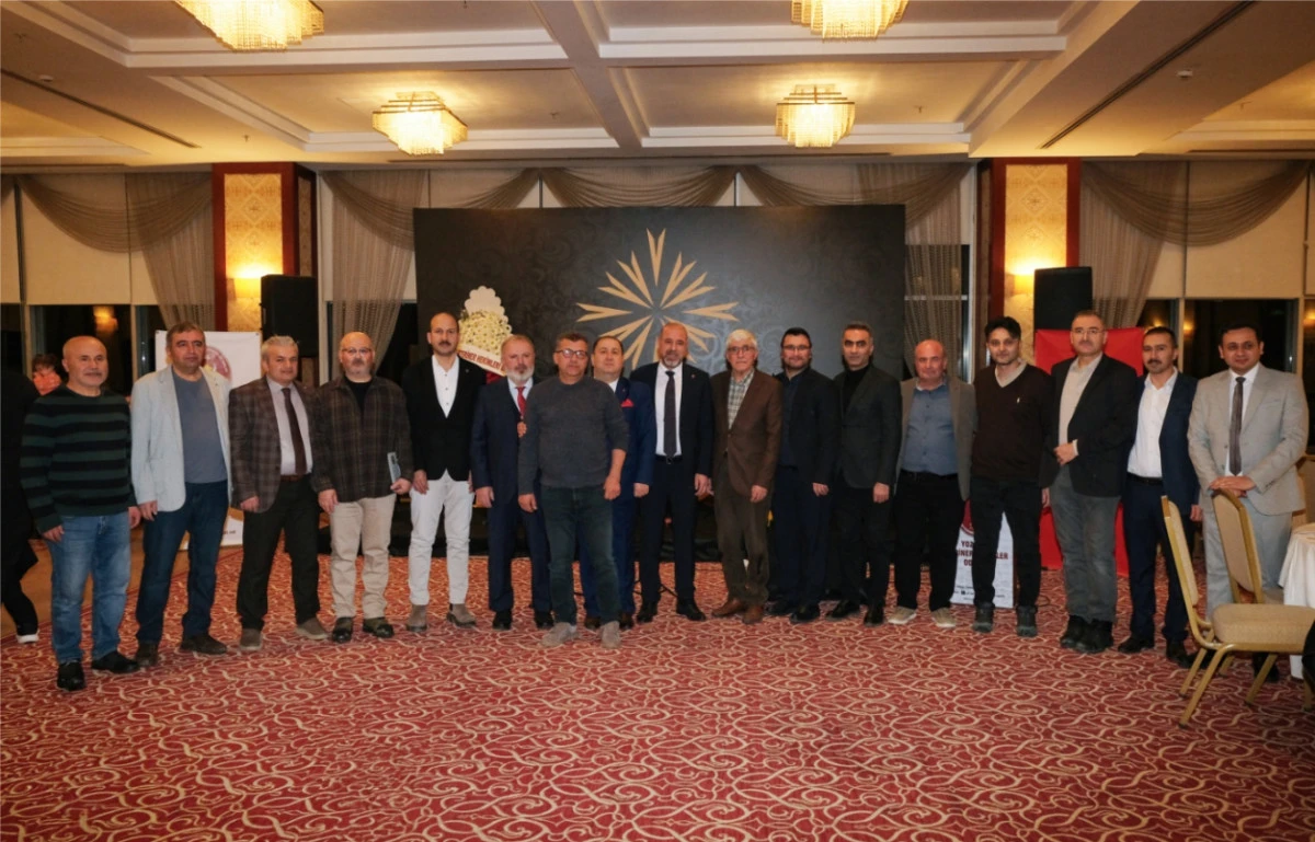 400 Kişilik Anlamlı İftar Buluşması