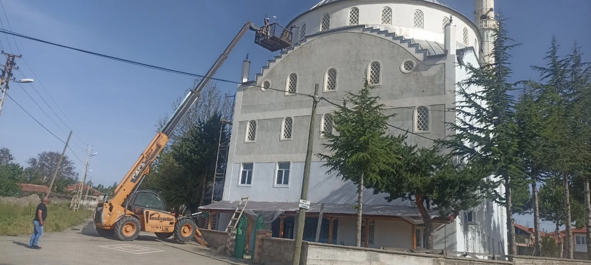 Aşağı Cumafakılı köyü camisine bakım onarım