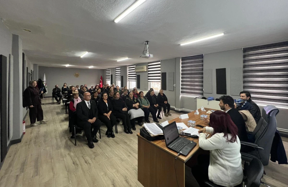 Bahadın&rsquo;da Menopoz Okulu Eğitimlerine Yoğun İlgi