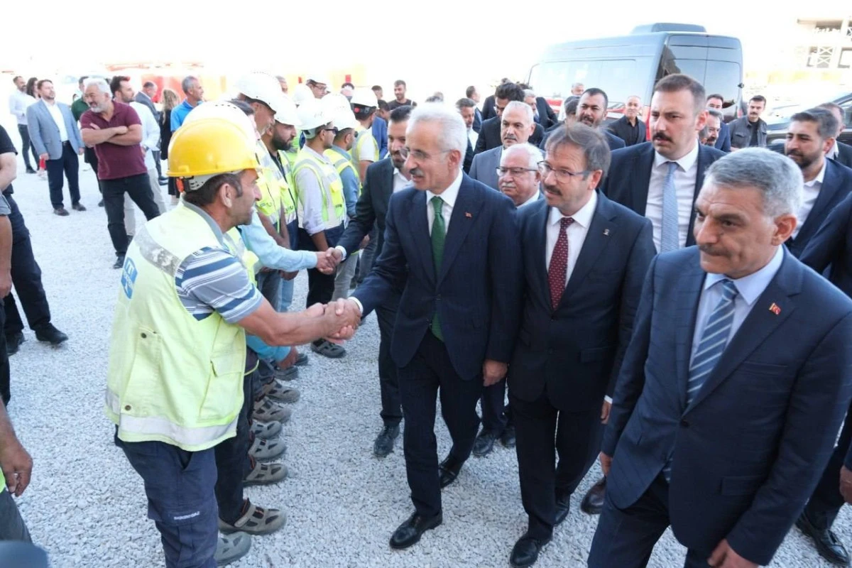 Bakan Uraloğlu: Yozgat havalimanı gelecek yıl hizmete açılacak