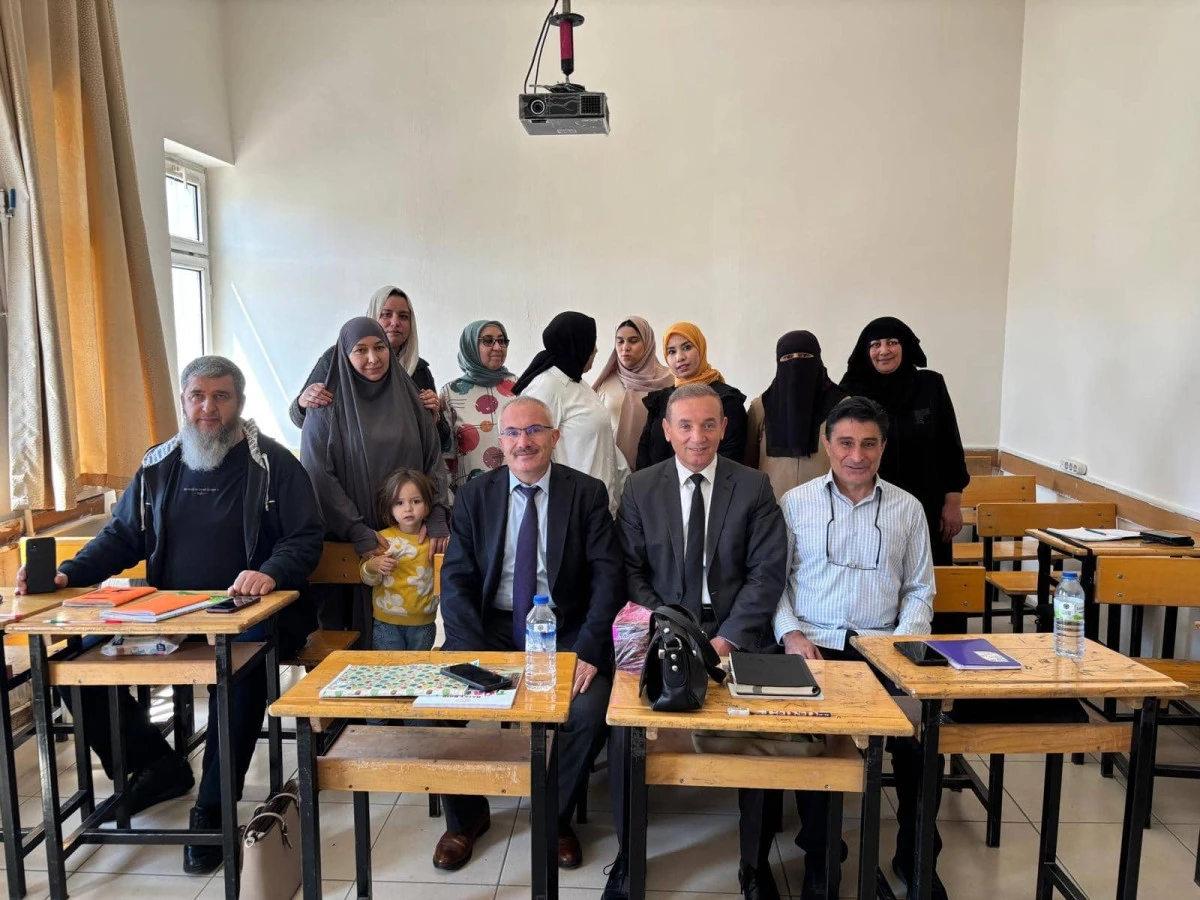 Bakanlık Şube Müdürü Altındağ’dan Hayat Boyu Kurslarına Ziyaret