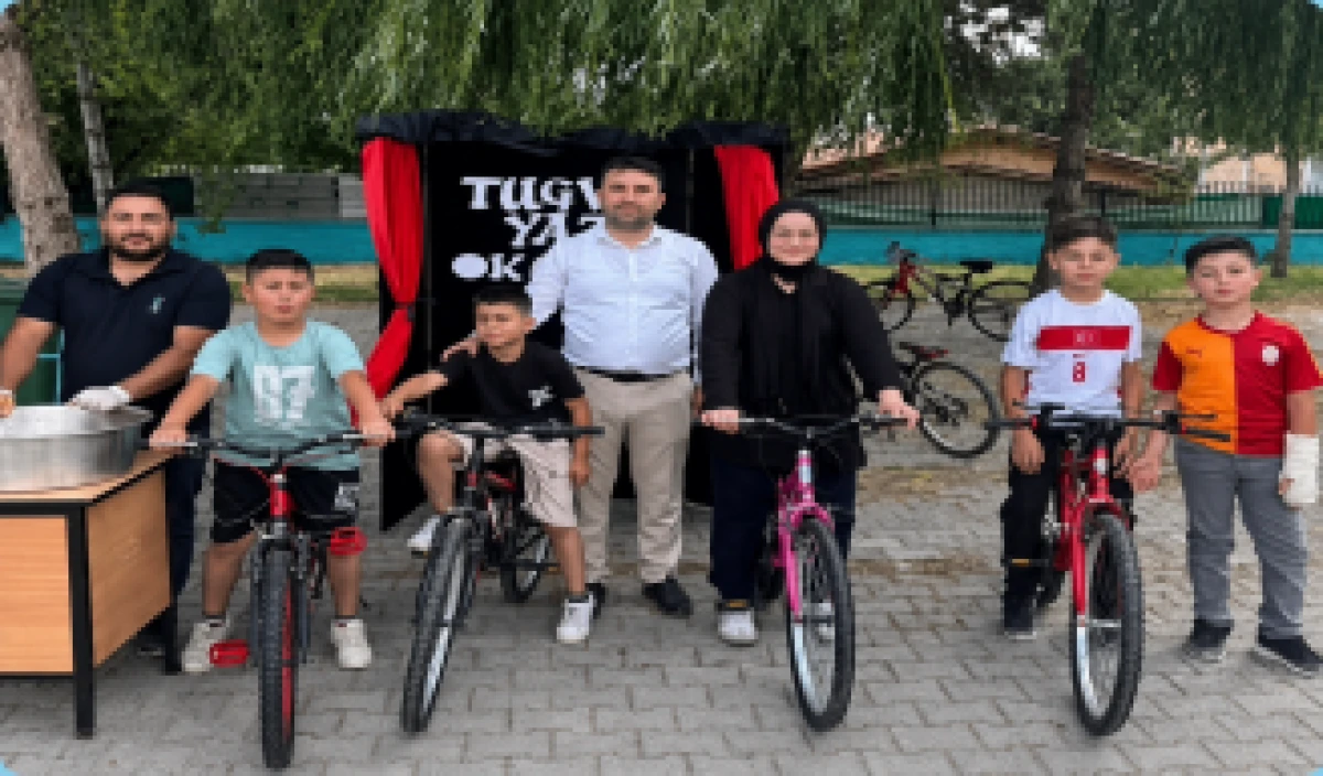 BAŞARILI &Ouml;ĞRENCİLER &Ouml;D&Uuml;LLENDİRİLDİ