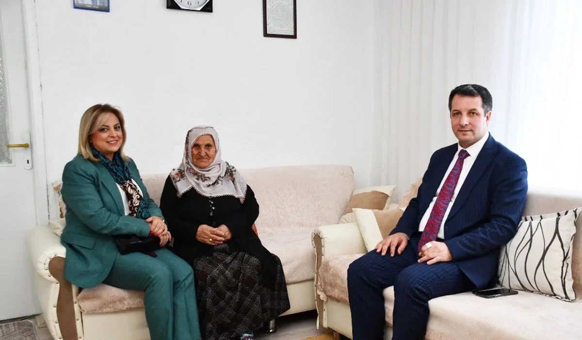 Canpolat Ailesinden Dünya Yaşlılar Günü ziyaretleri