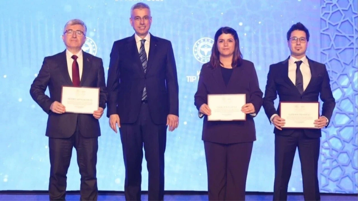 &Ccedil;ift&ccedil;i, &ouml;d&uuml;l&uuml;n&uuml; aldı