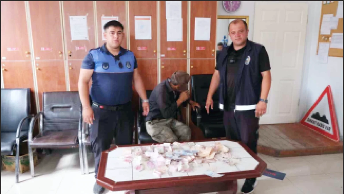 Dilencinin üzerinden 7 bin lira çıktı