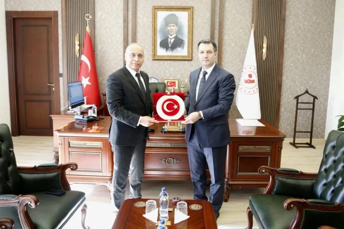 Emniyet Genel Müdür Yardımcısı Kaya’dan Kaymakam Canpolat’a ziyaret