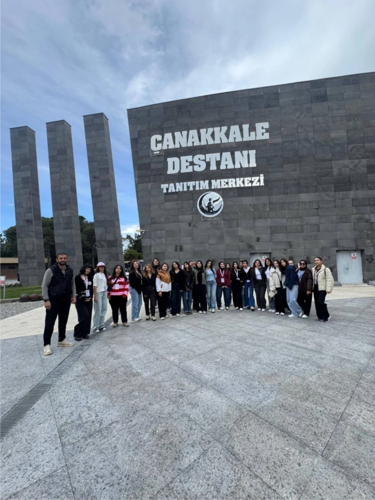 Gen&ccedil;lerden tarihi gezi