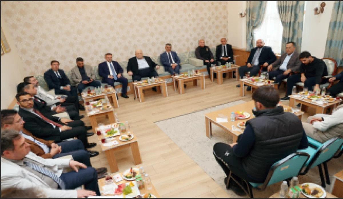 HAYIRSEVER İŞADAMI ŞAHİN İ&Ccedil;İN  VEFA PROĞRAMI D&Uuml;ZENLENDİ