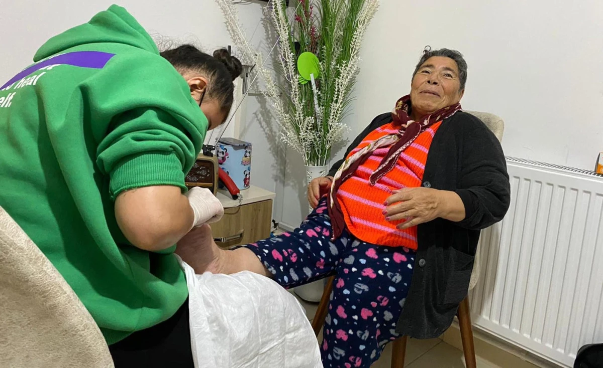 Hayırsever vatandaştan Bahadın Yaşlanma Vakfı&rsquo;na bağış