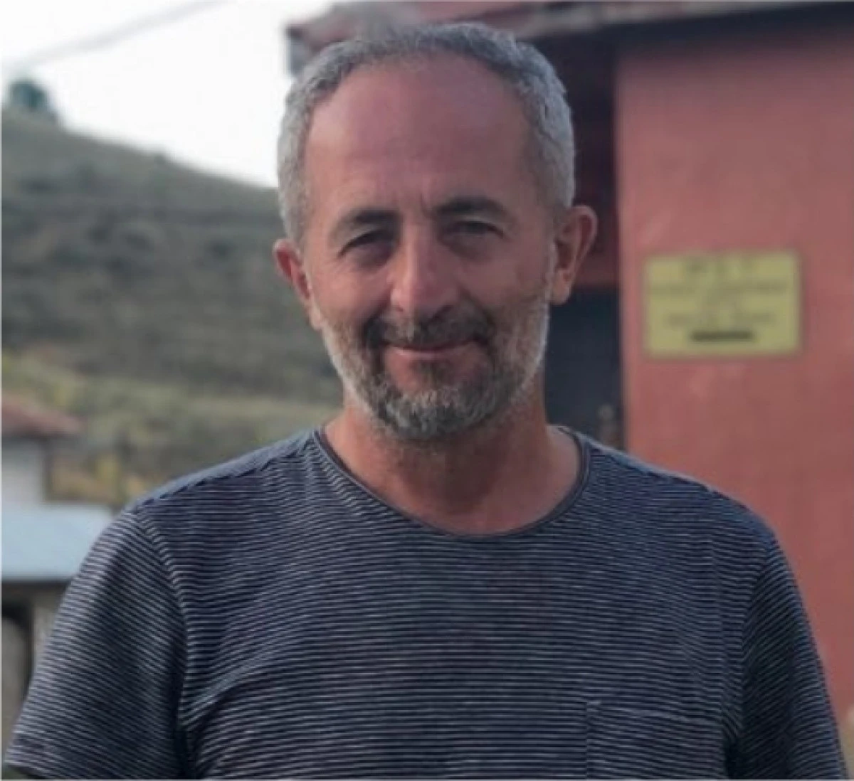 İlimdar &ouml;ğretmene veda