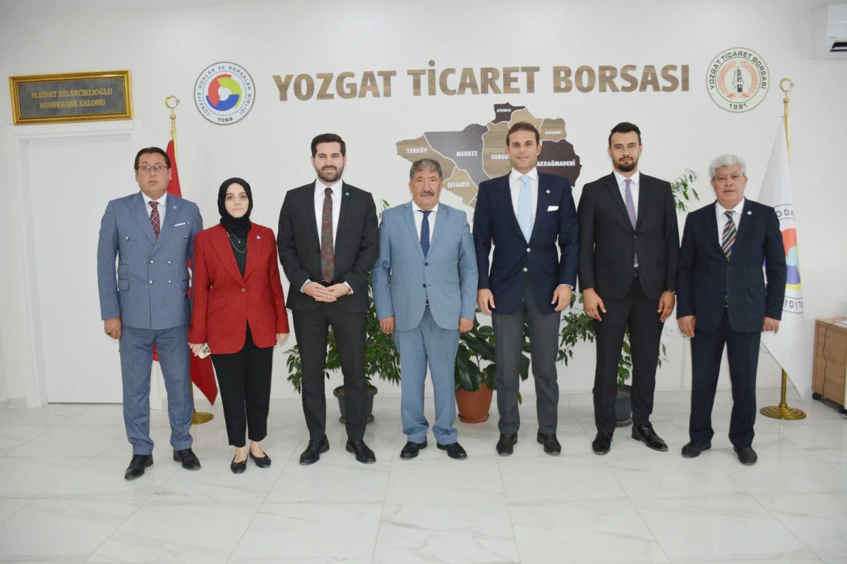 İyi Parti yetkililerinden Yozgat Ticaret Borsasına ziyaret