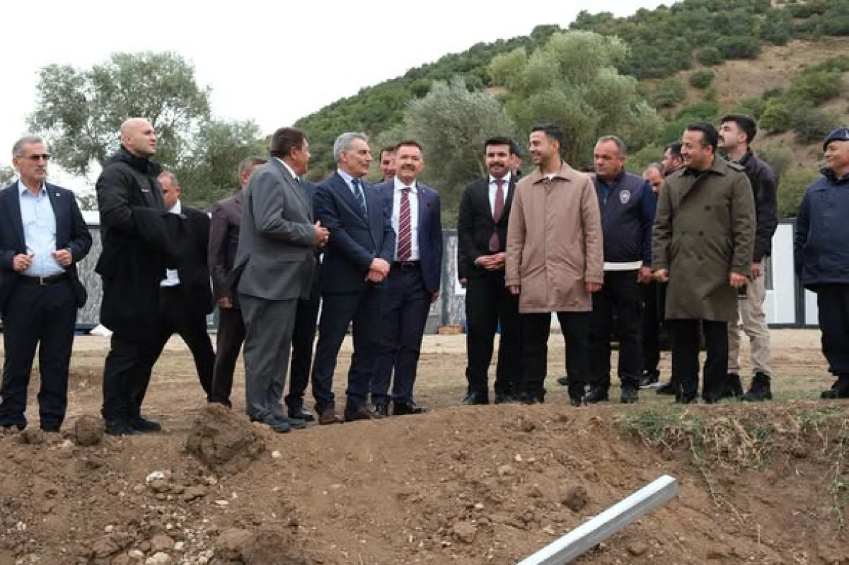Jeotermal kaynaklı serada 50 kişiye istihdam