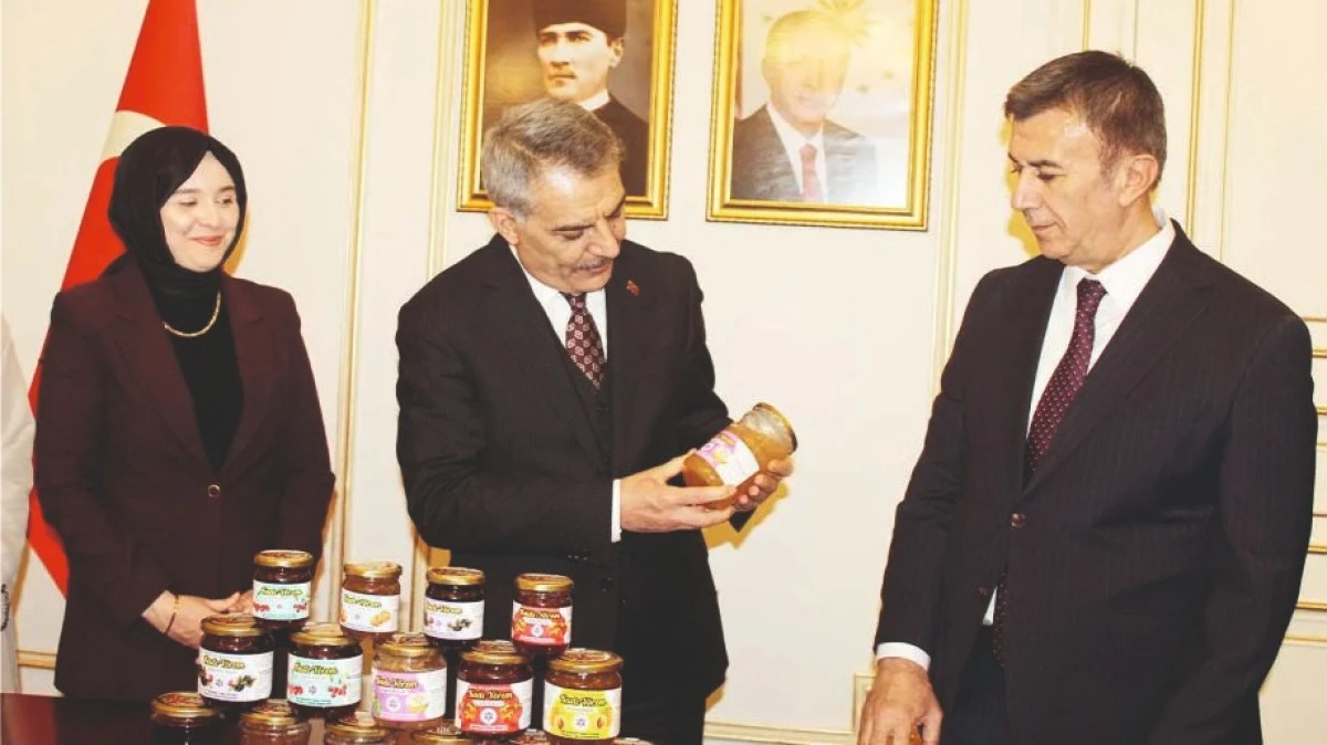 Kadışehrili Kadınlar &Uuml;retiyor, İl&ccedil;e Kalkınıyor: Kadı Y&ouml;rem Markalaştı