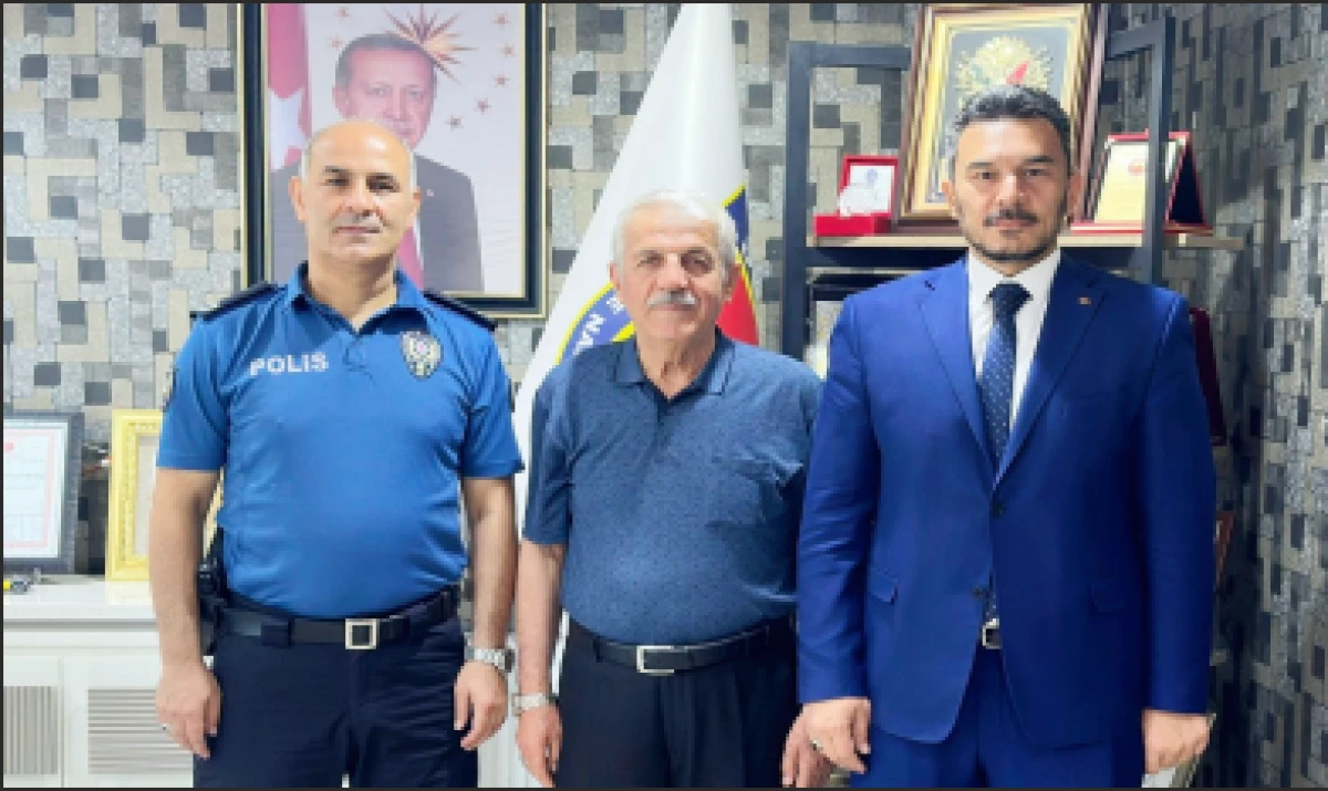 Kaplan’a nezaket ziyareti