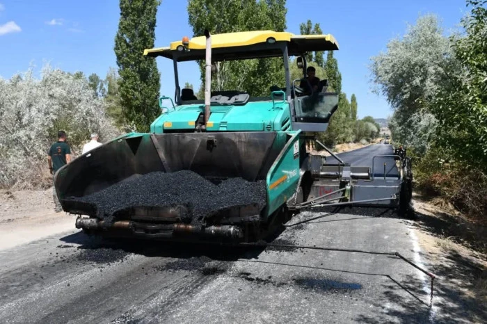Köy yollarında bakım onarım çalışmaları