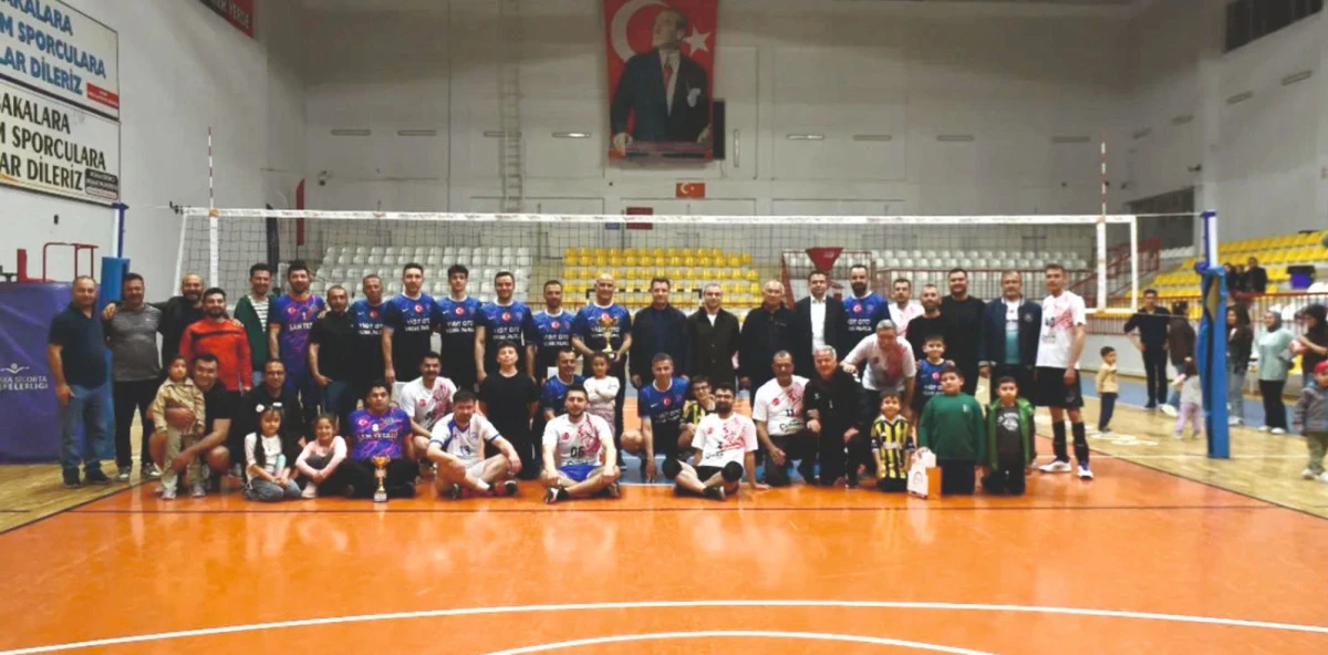 Kurumlar arası Voleybol Turnuvası sona erdi