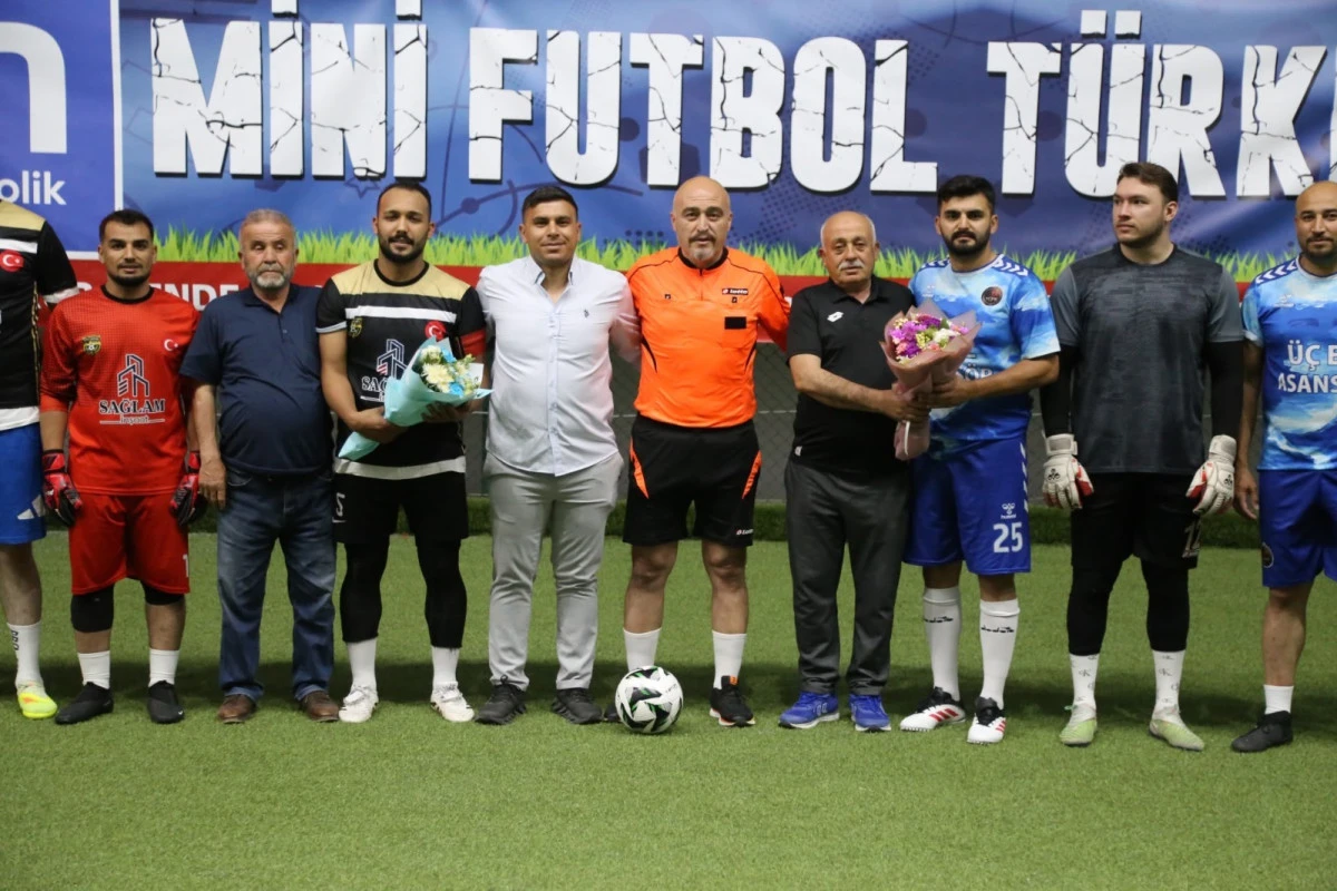 Mini Futbol T&uuml;rkiye Yozgat S&uuml;per Ligi tamamlandı