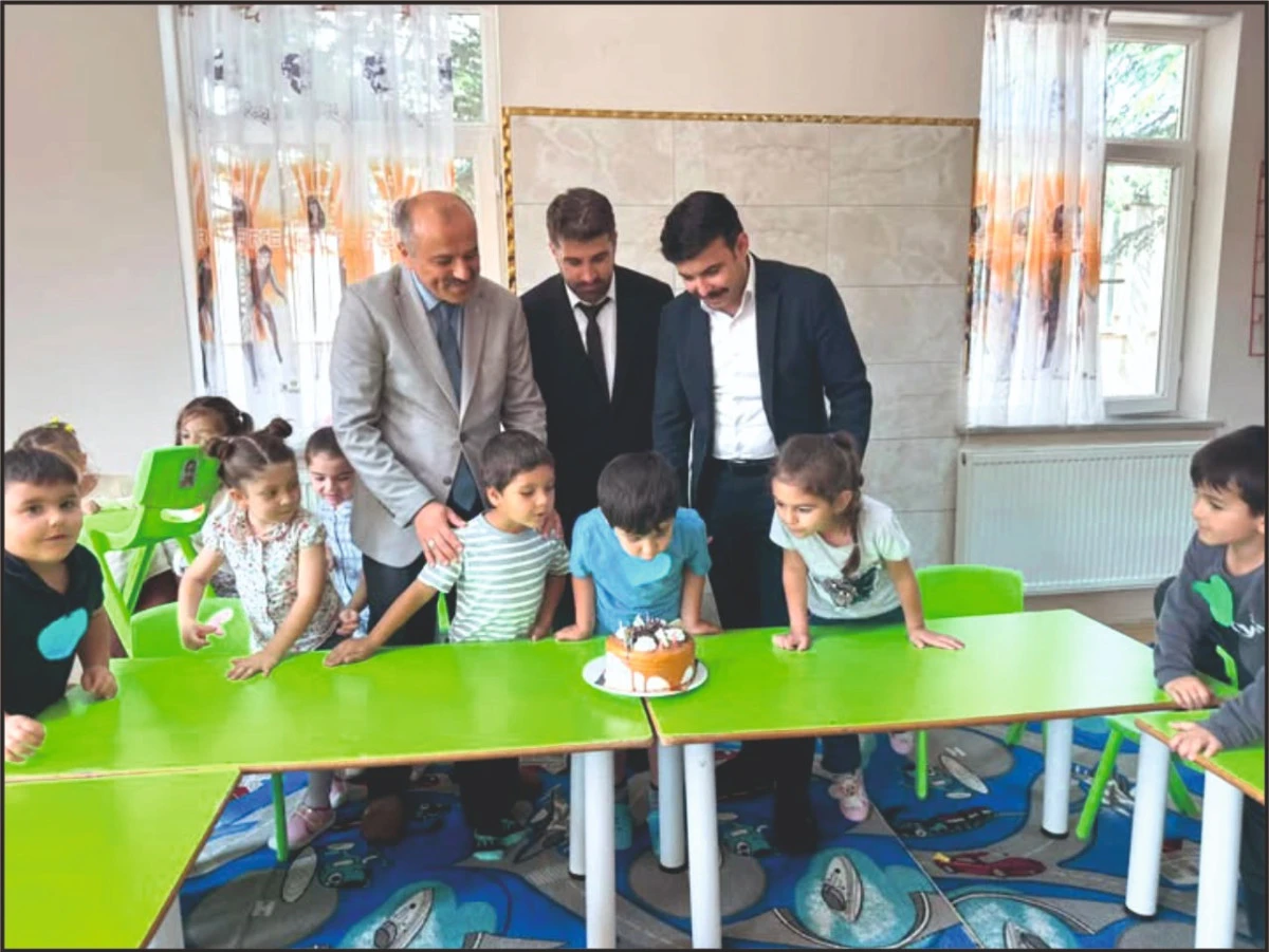 Minik &ouml;ğrenciye ilk hafta s&uuml;rprizi