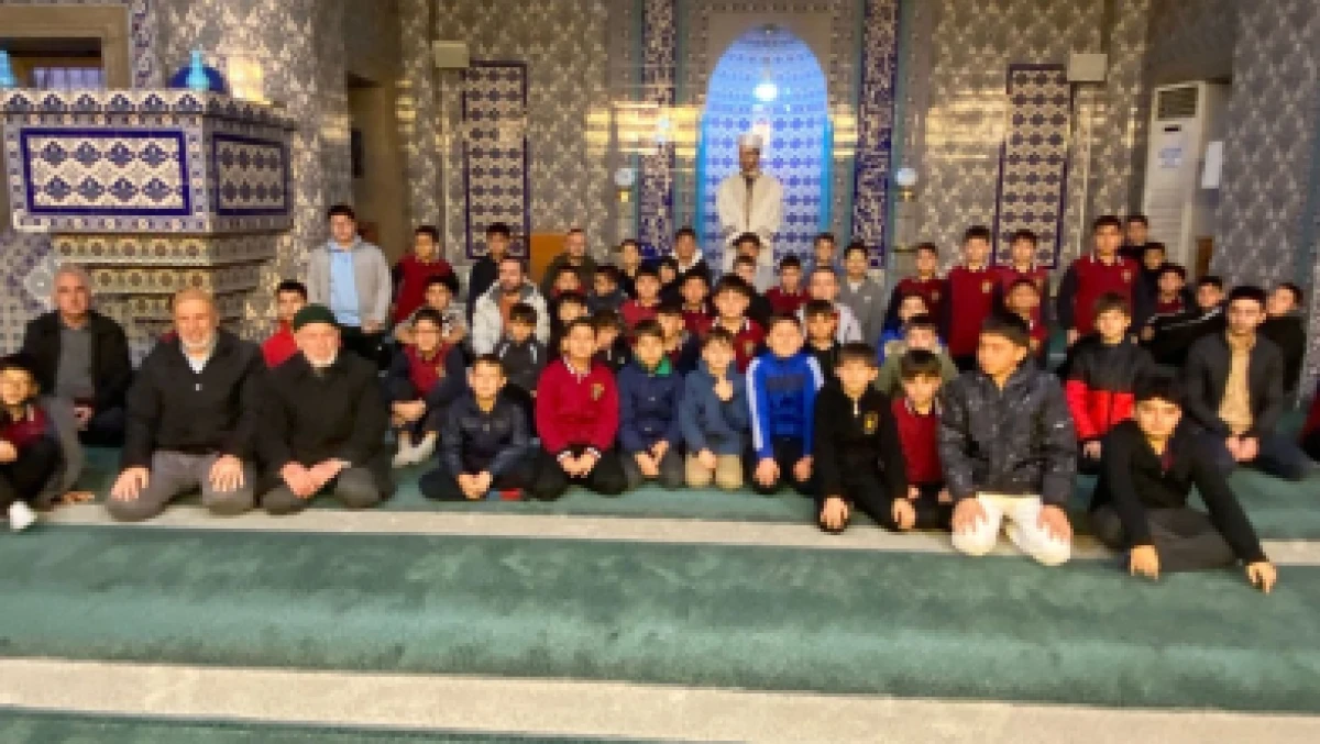 Ortaokulu öğrencileri  Haseki Camii’nde buluştu