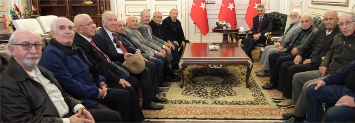 Platform üyelerini ağırladı