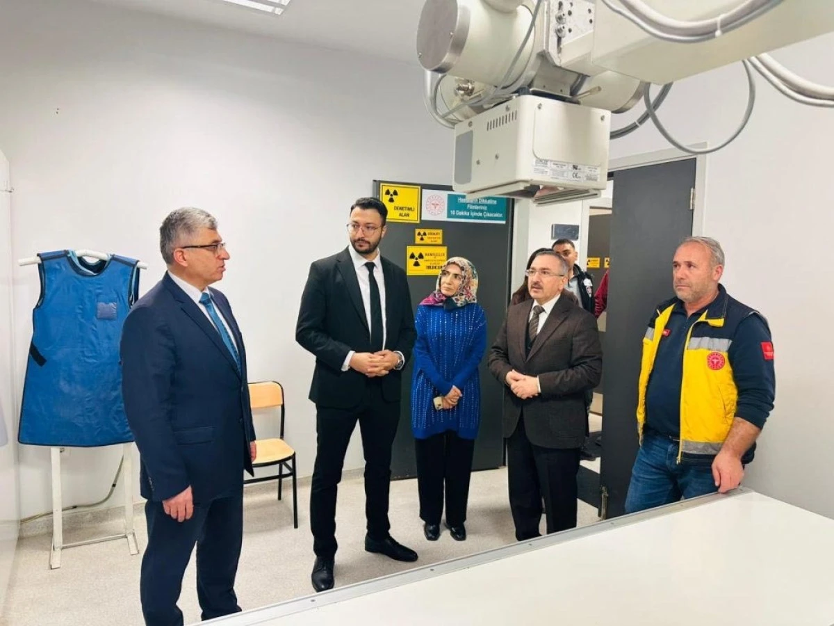 SAĞLIK M&Uuml;D&Uuml;R&Uuml; KARAARSLAN AYDINCIKTAKİ SAĞLIK KURULUŞLARINI DENETLEDİ