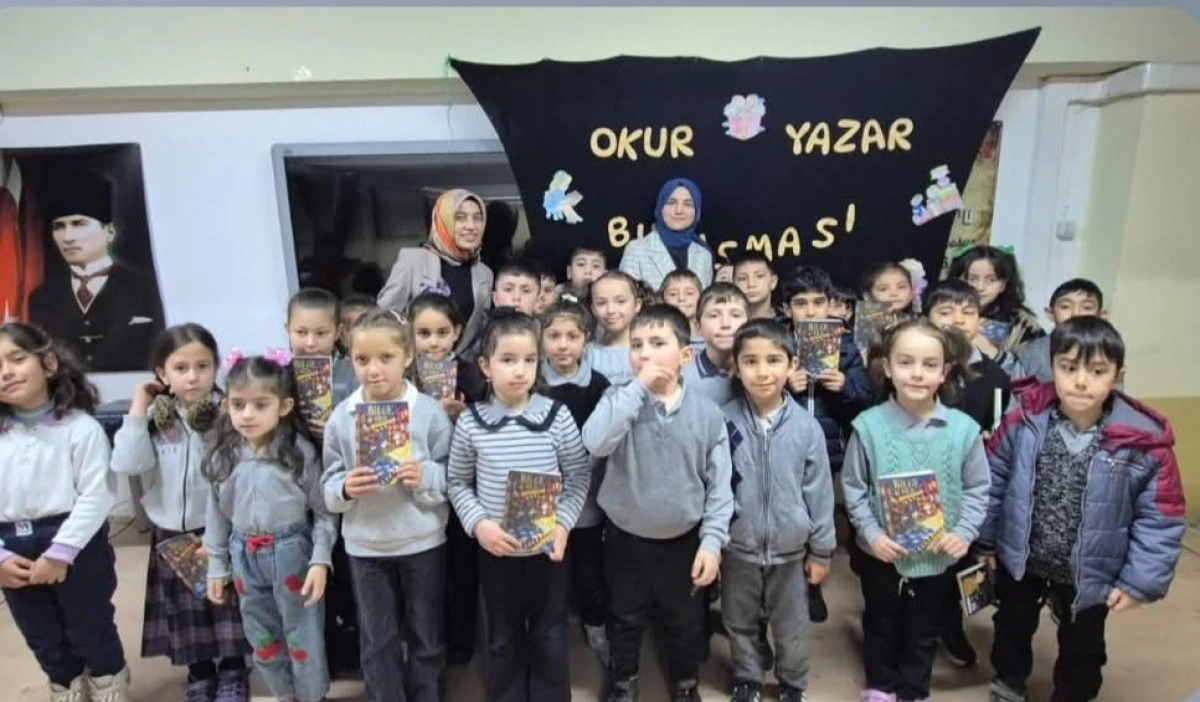 Saraykent'te &Ouml;ğrenciler Yazar Fatma Zehra Aydemir ile Buluştu