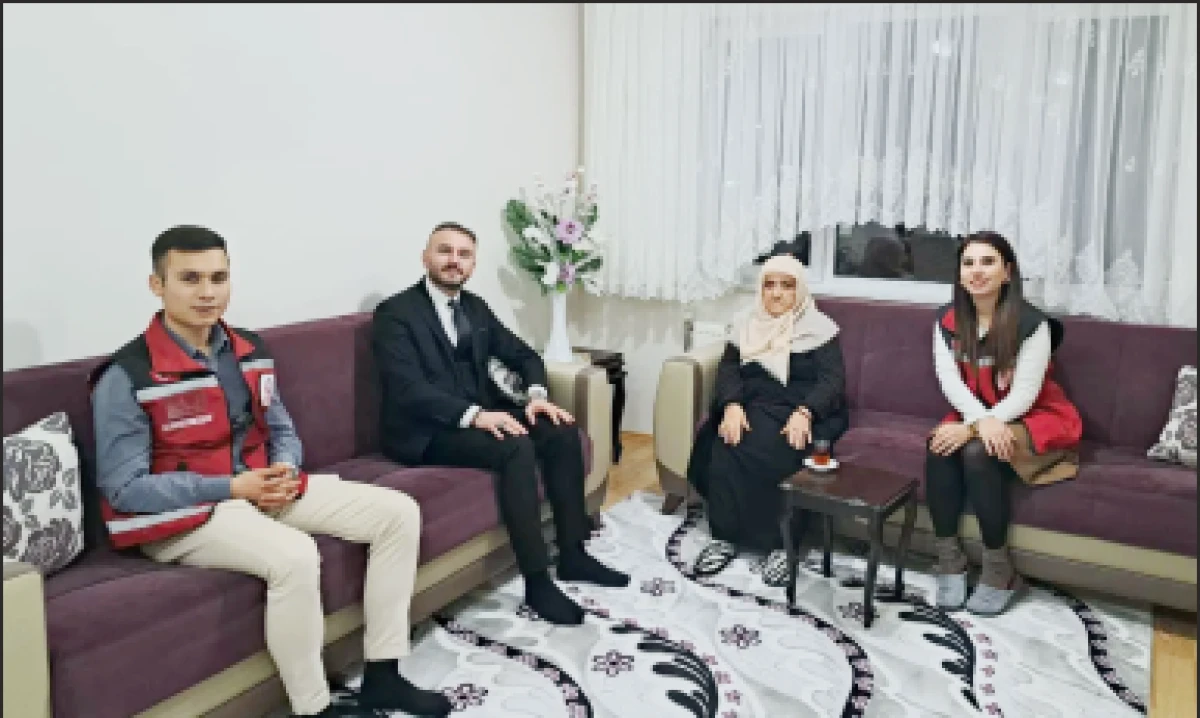 Şehit Aileleri ve  Gazilere Anlamlı Ziyaret