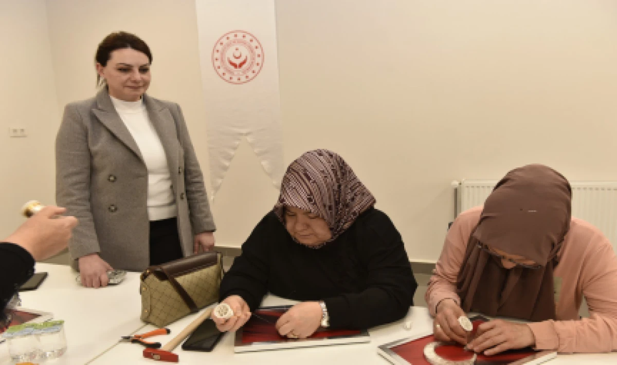 Şehit yakınlarına  filografi eğitimi