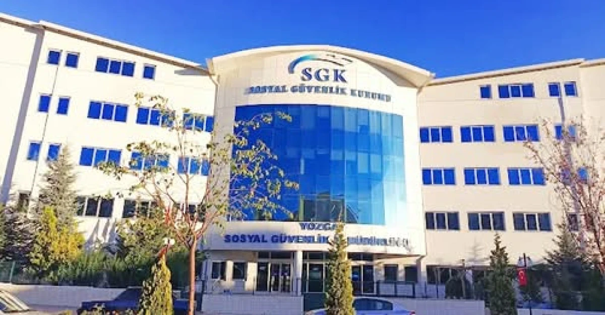 SGK&rsquo;dan sigortasız &ccedil;alışanlara kritik uyarı