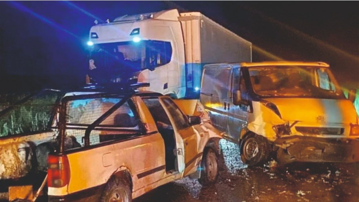 SORGUN&rsquo;DA TRAFİK KAZASI: 4 YARALI