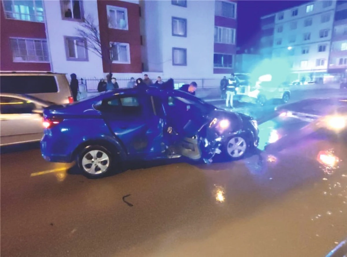 SORGUN&rsquo;DA TRAFİK KAZASI: 7 YARALI