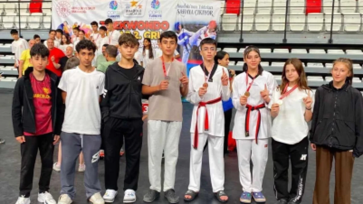 Sorgunlu sporculardan &uuml;st&uuml;n başarı