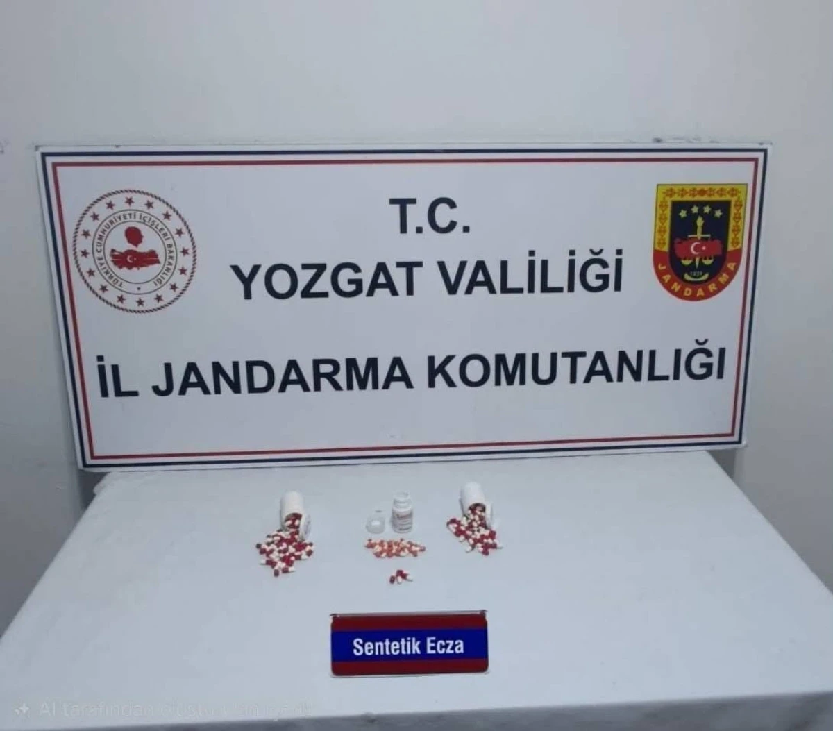 UYUŞTURUCU VE NAKİT PARA ELE GE&Ccedil;İRİLDİ