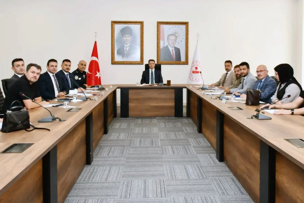 Uyuşturucuyla m&uuml;cadele toplantısı yapıldı
