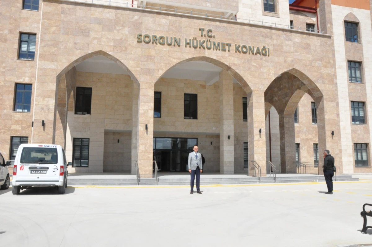 Yeni hükümet konağı hizmete girdi