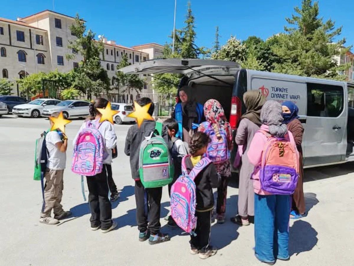 Yozgat&rsquo;ta 80 &Ccedil;OCUĞA KIRTASİYE DESTEĞİ